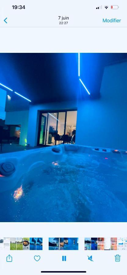 Magnifique Villa Avec Jaccuzi Wimille Buitenkant foto